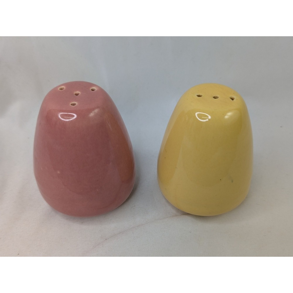 Bauer Los Angeles Ceramic Salt Pepper Shaker Lot